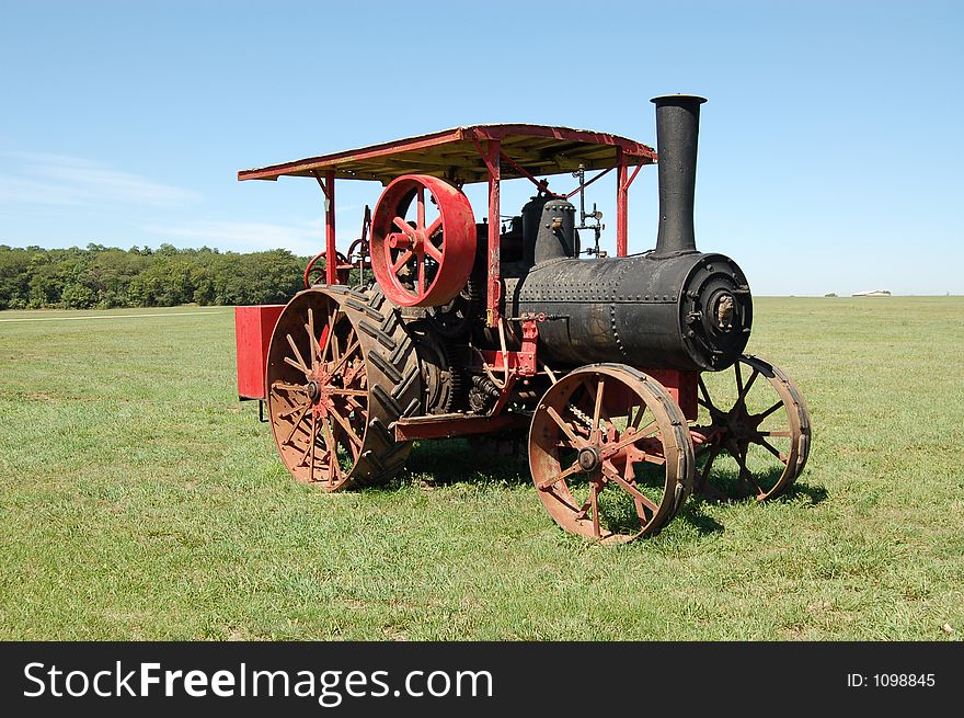 Old tractor, no longer in use, on display at a local park in Chilicothe, IL. Old tractor, no longer in use, on display at a local park in Chilicothe, IL.