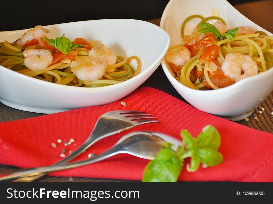 Noodles Top With Shrimp