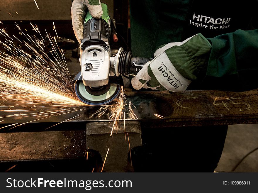 Hitachi White Black Angle Grinder