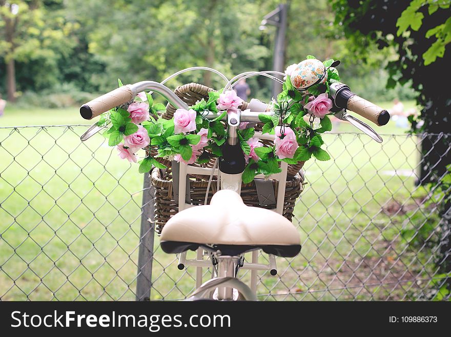 Pink Rose Bouquet in Brown Bicycle Basket