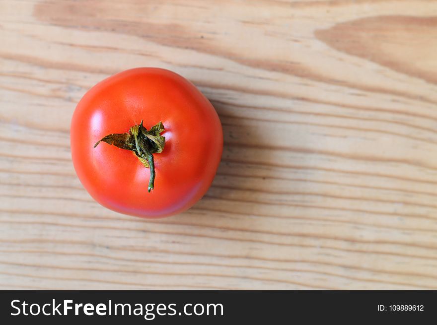 Close-up Photography of a Tomato