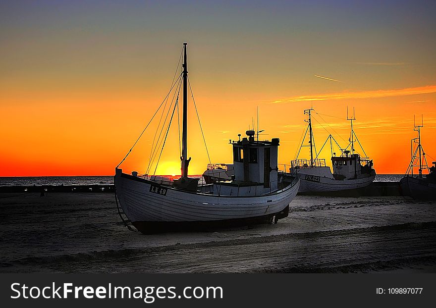 Bay, Beach, Boats