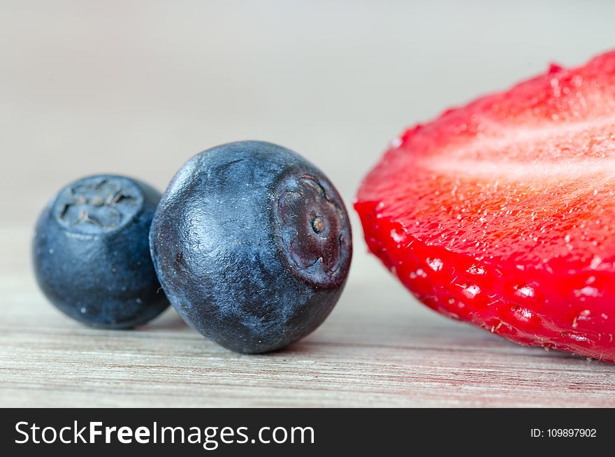 Berries, Blueberries, Blur