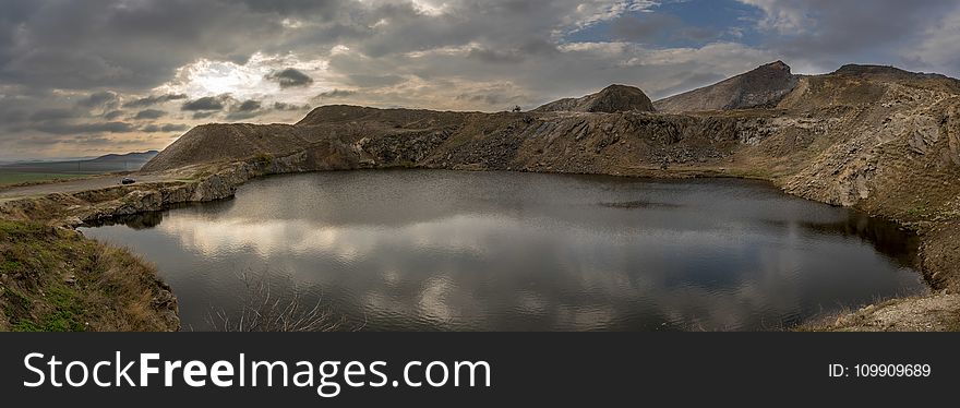 Landscape Photograph of Lake
