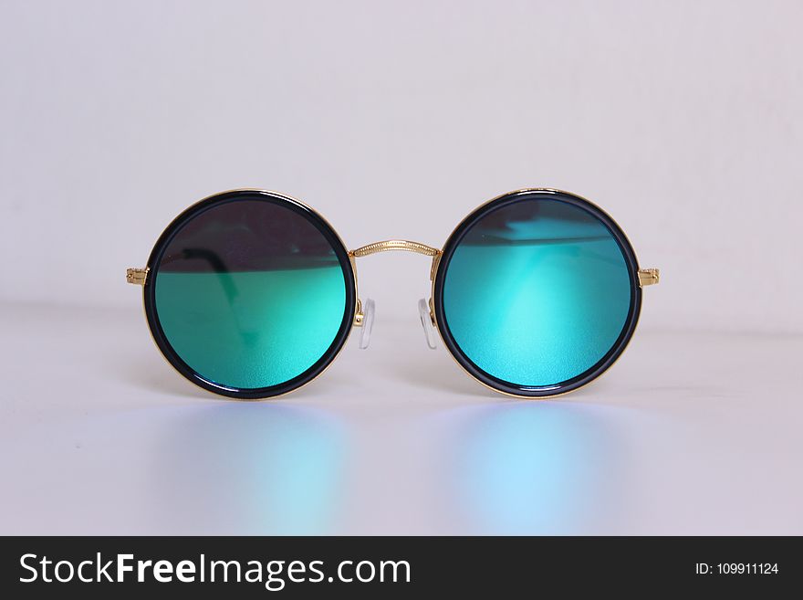 Black Framed Hippie Sunglasses