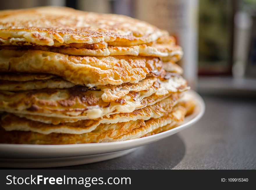 Selective Focus of Pile of Pan Cakes