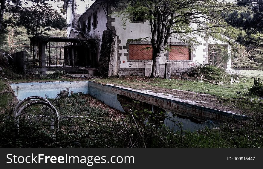 Photo of a Dilapidated Swimming Pool