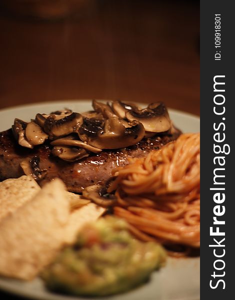 Steak With Mushroom And Spaghetti