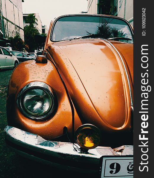 Close-Up Photography of Volkswagen Beetle