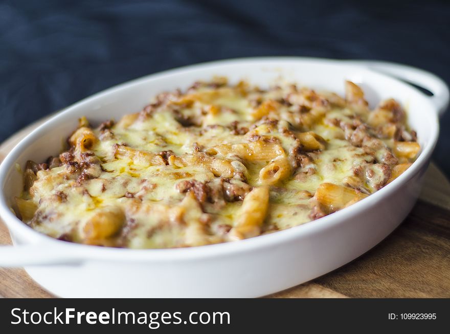 Close-up Photography of Baked Mac