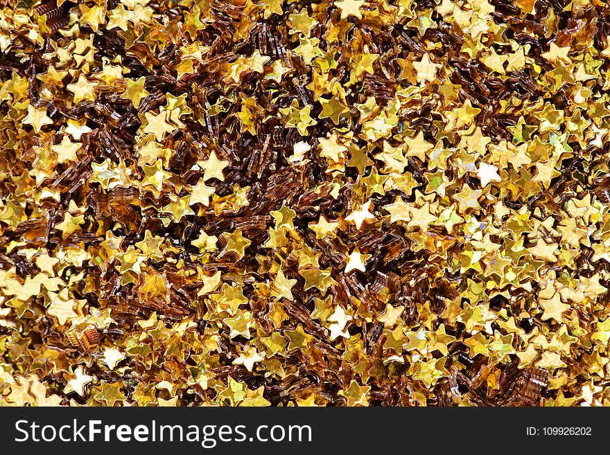 Gold-colored Star Confetti Lot