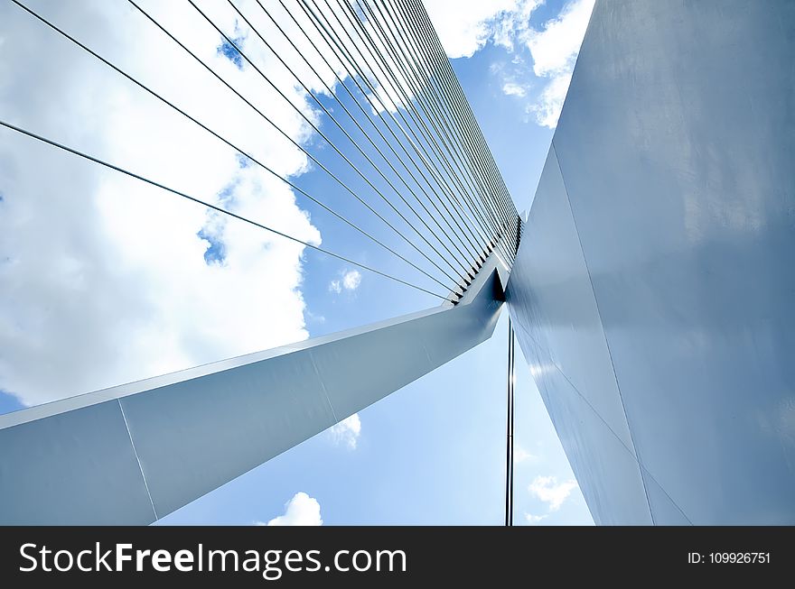 Low-angle Cable Bridge