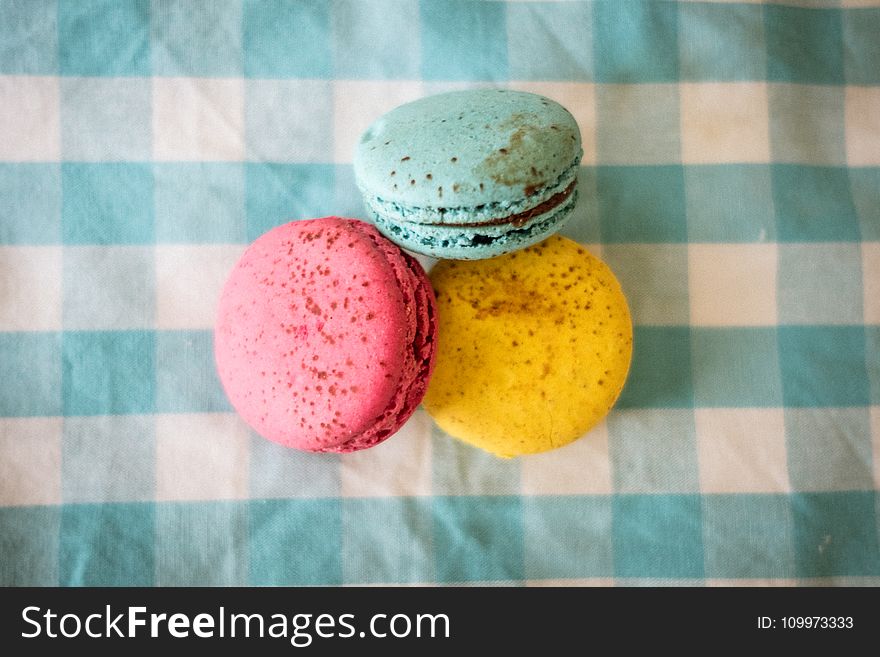 Close-Up Photography of Three Macaroons