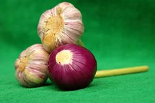 Garlic An Red Onion Zoomed Stock Photos Garlic An Red Onion Zoomed Stock Photos