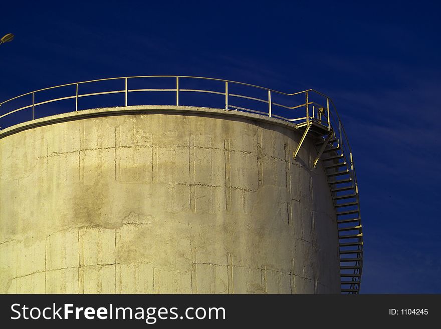 Industrial silos