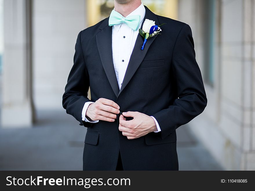 Man Wearing Black And Teal Tuxedo