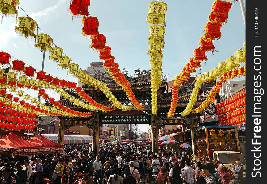 Yellow and Red Lanterns