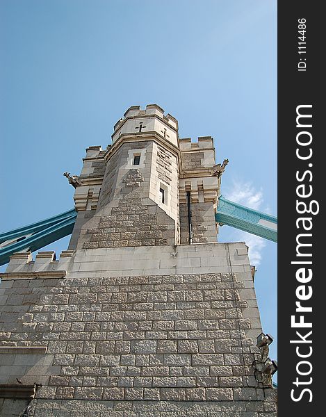 This is an image of one of the walls of the tower bridge. This is an image of one of the walls of the tower bridge.