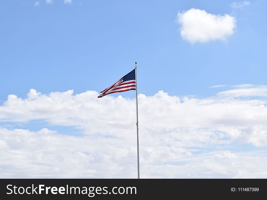 Sky, Cloud, Flag, Air Travel