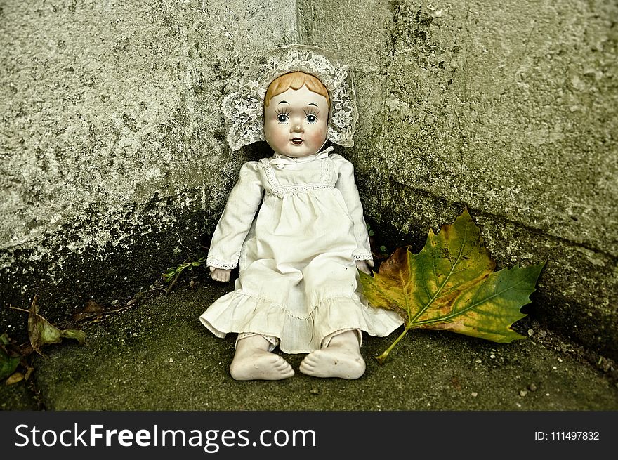 Child, Leaf, Grass, Girl