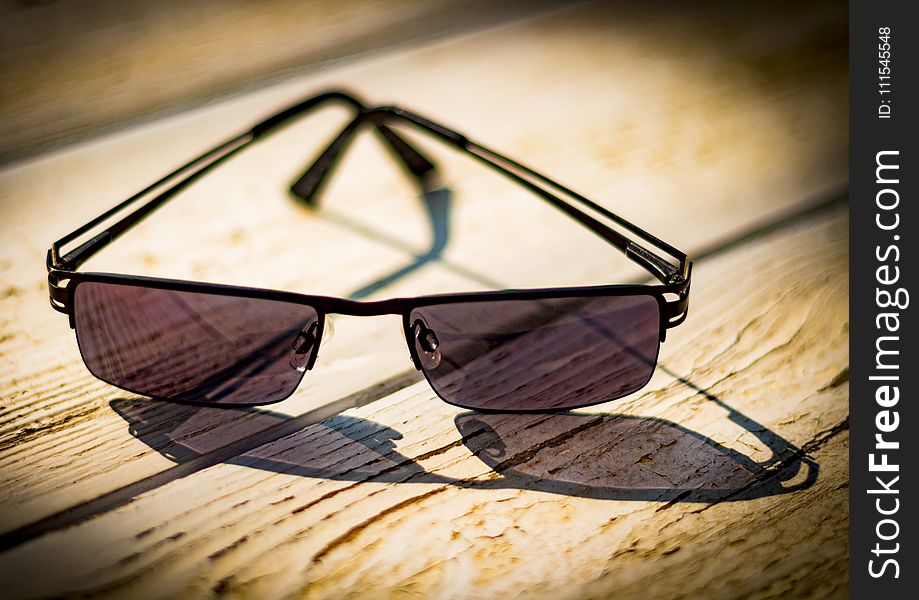 Black Framed Sunglasses
