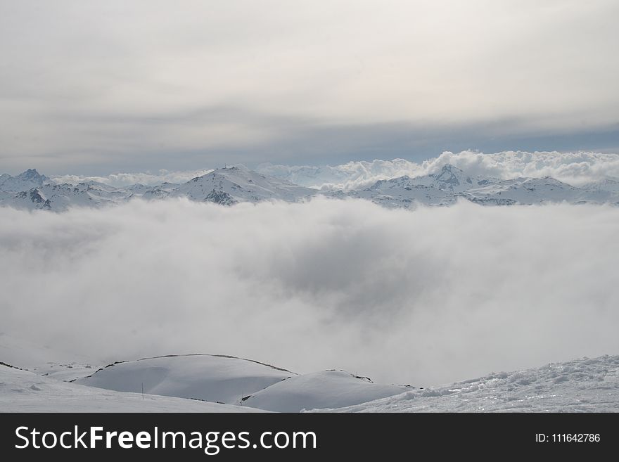 Cloud, Sky, Mountainous Landforms, Mountain Range