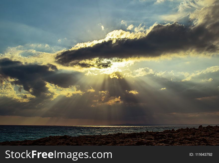 Sky, Cloud, Horizon, Sea