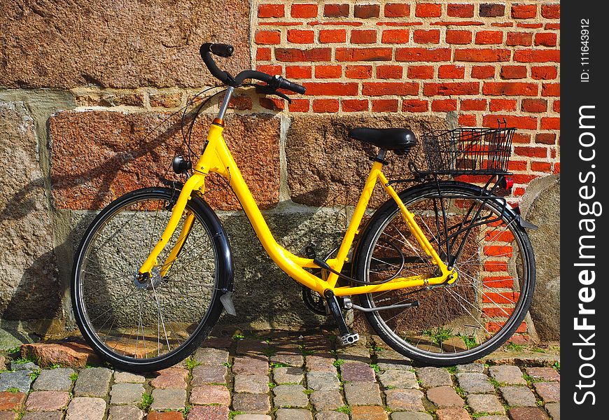 Bicycle, Road Bicycle, Land Vehicle, Yellow