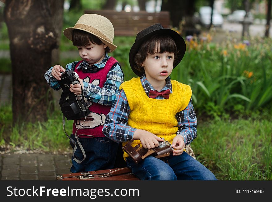 Child, Grass, Headgear, Tree