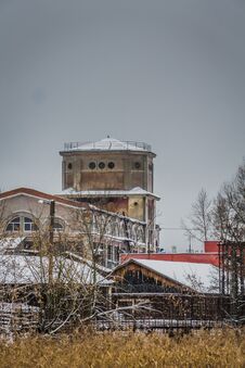 Old Factory Building In The Winter Royalty Free Stock Photos Old Factory Building In The Winter Royalty Free Stock Photos