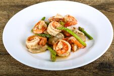 Shrimp And Asparagus Royalty Free Stock Image