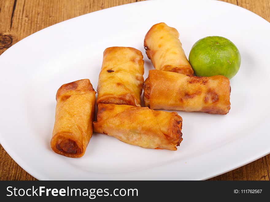 Spring rolls with prawn and vegetables