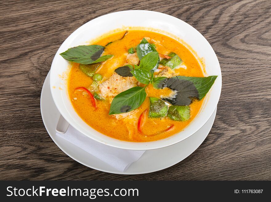 Red curry with basil leaves and chicken