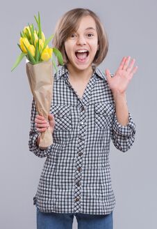 Girl With Flowers Royalty Free Stock Images Girl With Flowers Royalty Free Stock Images