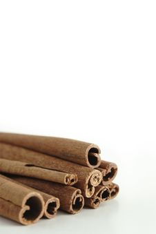 Cinnamon Sticks Royalty Free Stock Images Cinnamon Sticks Royalty Free Stock Images