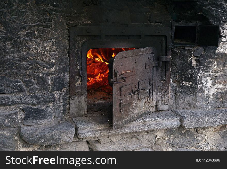 Masonry Oven, Heat, Ruins
