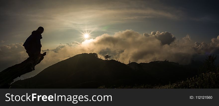 Sky, Nature, Cloud, Mountainous Landforms