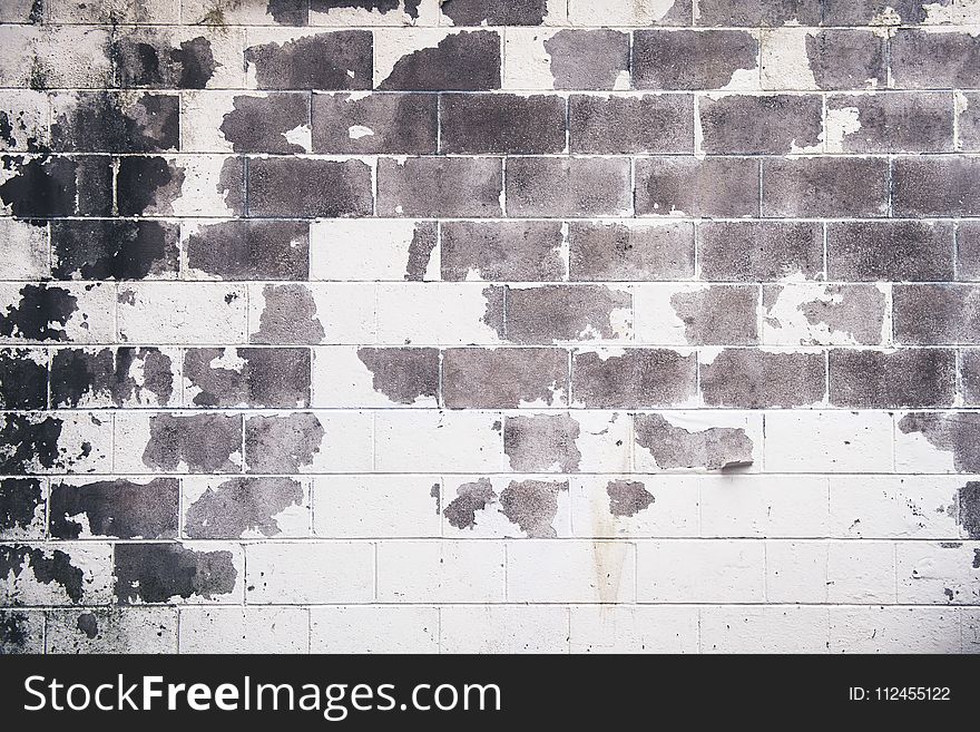 White And Gray Concrete Brick Wall