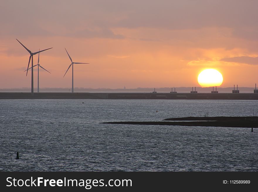 Wind Turbine, Horizon, Wind Farm, Calm