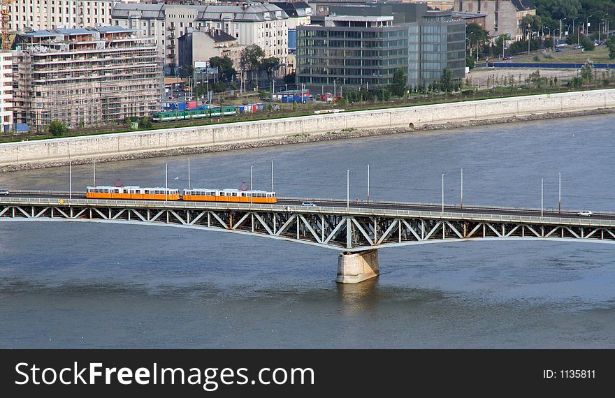Tramway on a bridge (Budapest)