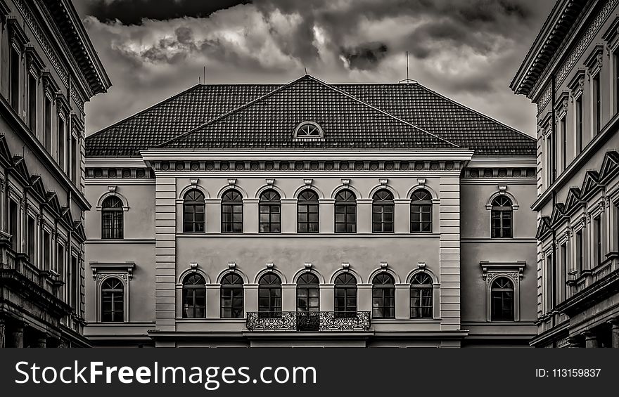 Landmark, Building, Black And White, Classical Architecture