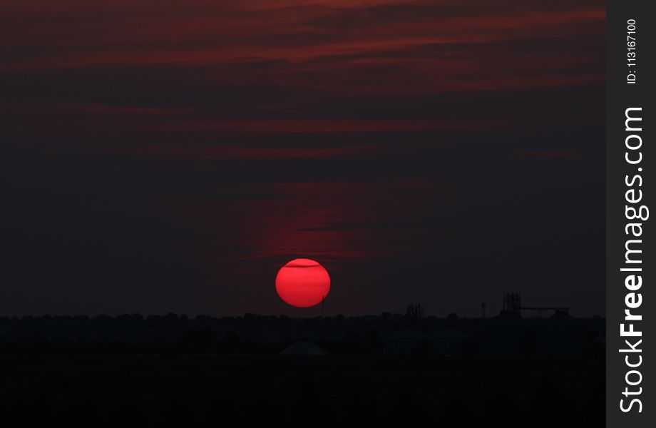 Sky, Red, Atmosphere, Daytime