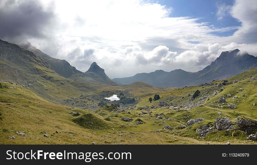 Highland, Mountainous Landforms, Mountain, Valley
