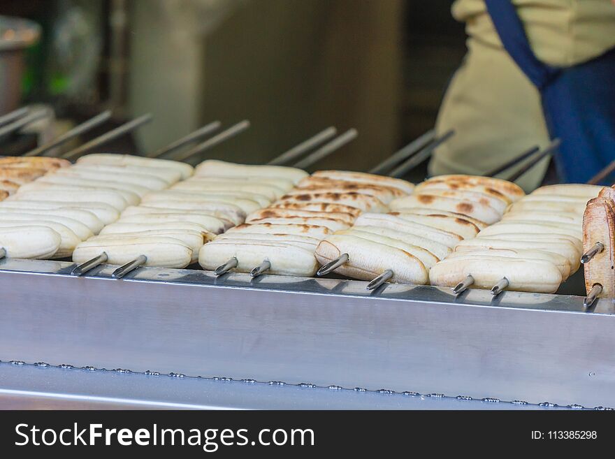 Grilled hot banana toast, Thai street food