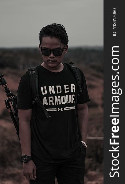 Black Under Armour Crew-neck T-shirt