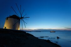 Wonderful Windmill At Dusk Royalty Free Stock Images