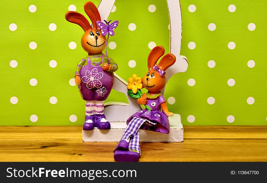 Purple, Toy, Figurine, Giraffe