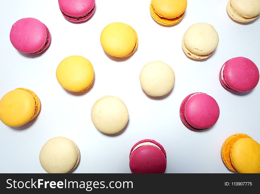 Assorted Coloured Macaroons