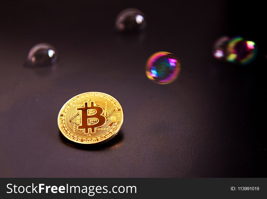 Bitcoin and the bubble as an abstract symbol of the risks of a d