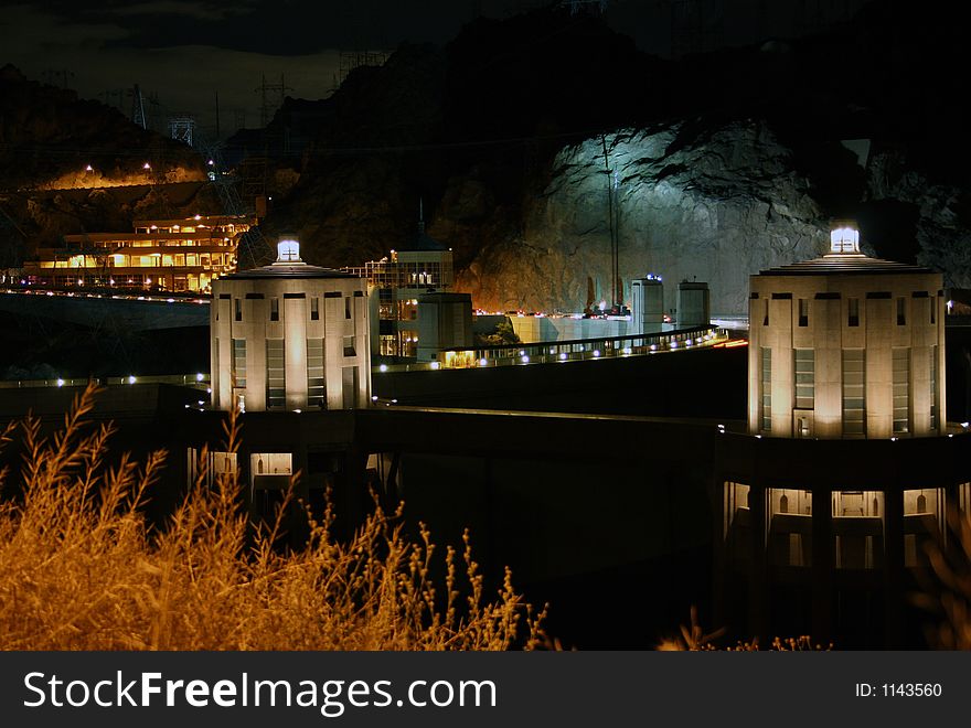 Hoover dam at night, arizona side